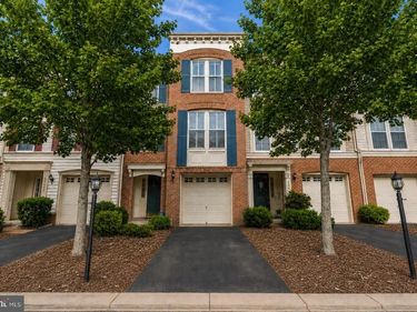 21436 FALLING ROCK TERRACE, BROADLANDS, VA 20148
