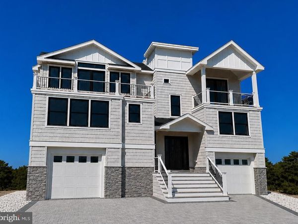 345 W 11TH STREET, SHIP BOTTOM, NJ 08008