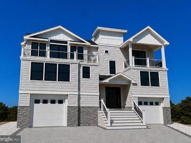 345 W 11TH STREET, SHIP BOTTOM, NJ 08008