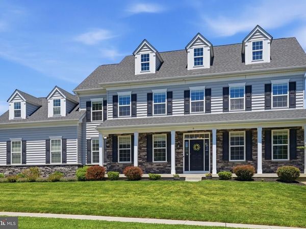 9 WALNUT WAY , LANGHORNE, PA 19047