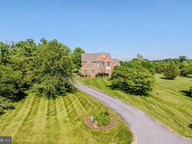 12734 BEEBE COURT, LOVETTSVILLE, VA 20180