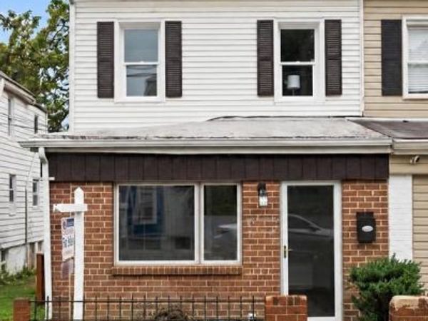 5911 CROWN STREET, CAPITOL HEIGHTS, MD 20743