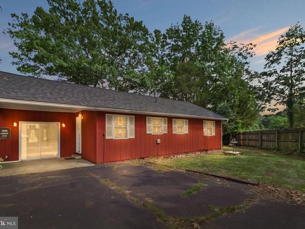 434 MATTOX AVENUE , COLONIAL BEACH, VA 22443