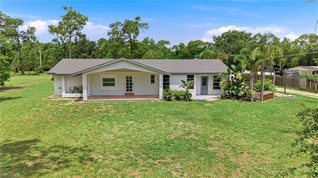 1290 Saint Clair Shores Rd, Naples, FL 34104 Photo