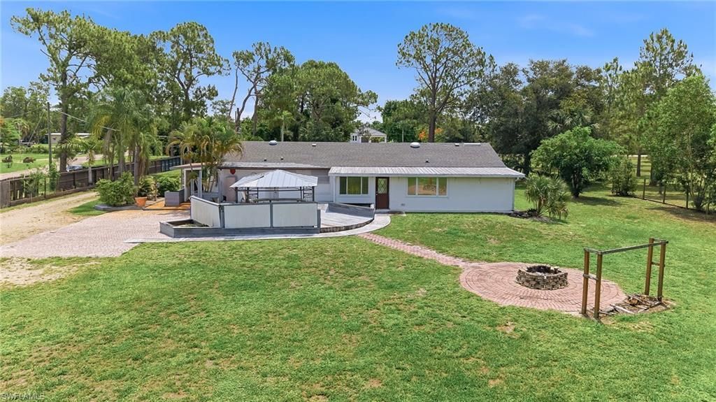 1290 Saint Clair Shores Rd, Naples, FL 34104 Photo