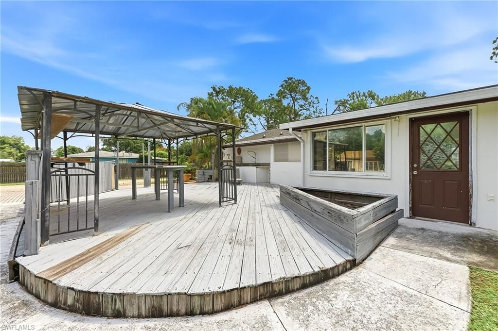 1290 Saint Clair Shores Rd, Naples, FL 34104 Photo