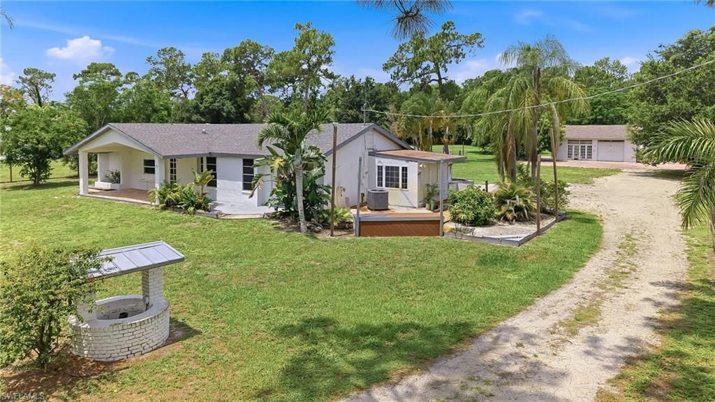1290 Saint Clair Shores Rd, Naples, FL 34104 Photo