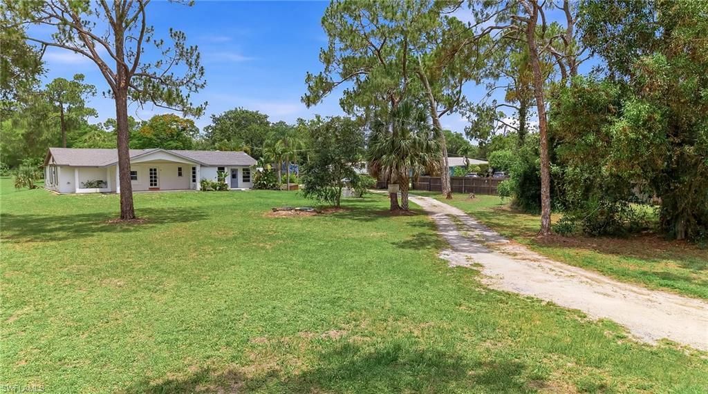 1290 Saint Clair Shores Rd, Naples, FL 34104 Photo