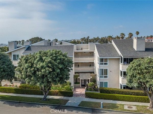 428 Esplanade, Unit 302, Redondo Beach, CA 90277