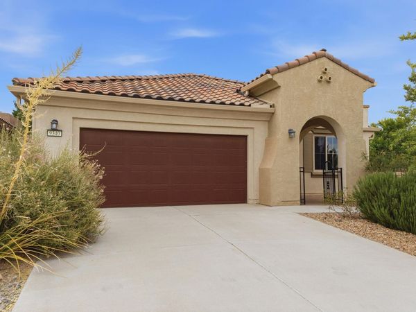9340 Bear Lake Way NW, Albuquerque, NM 87120