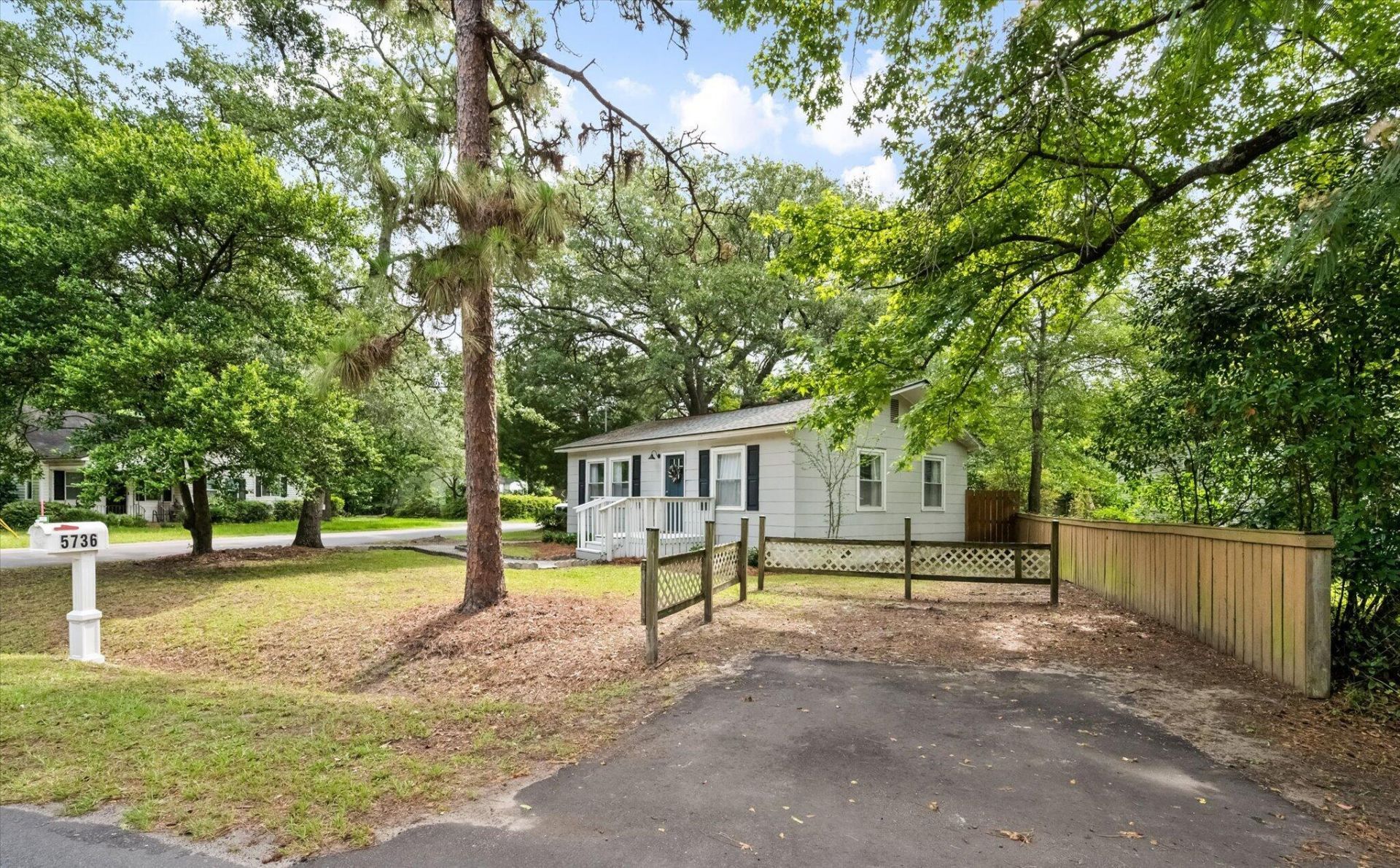 5736 Allison Avenue Photo 7