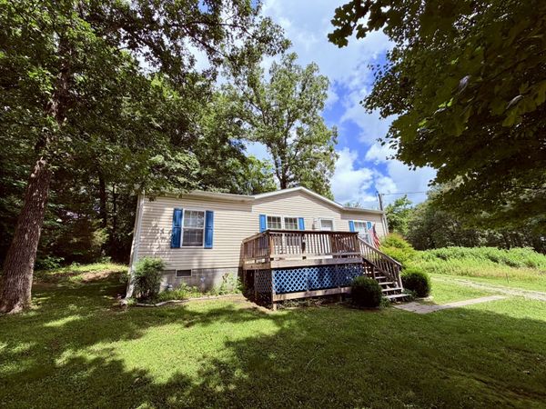 135 Spring Rd, Morrison, TN 37357