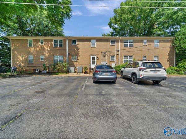 8223 Bailey Cove Road SE, Unit A, Huntsville, AL 35802