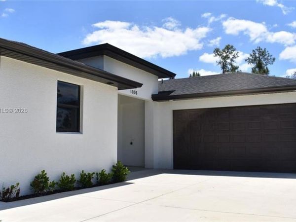 1006 Hamilton , Lehigh Acres, FL 33972