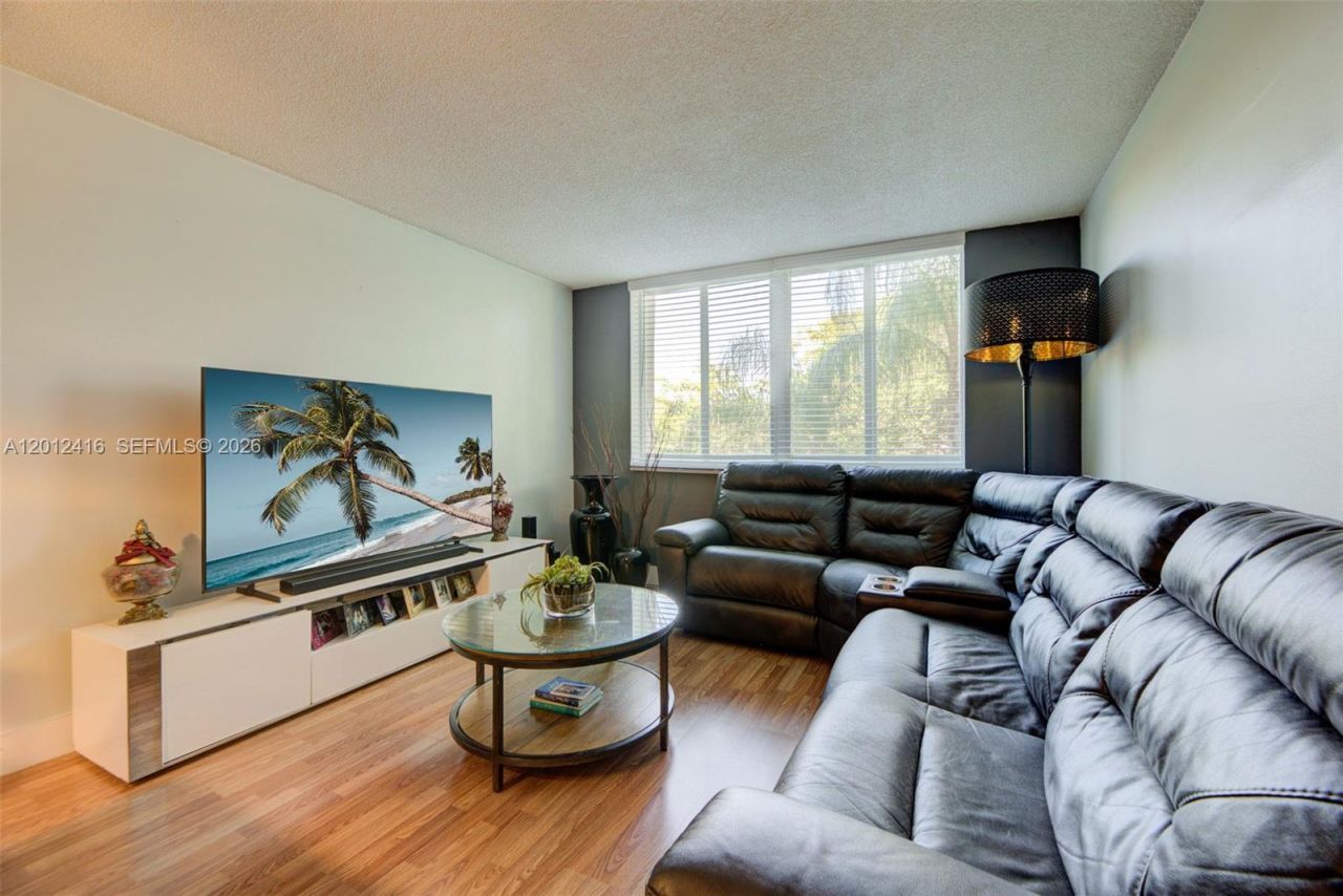 3149 Riverside Dr , Unit B-202, Coral Springs, FL 33065 Photo