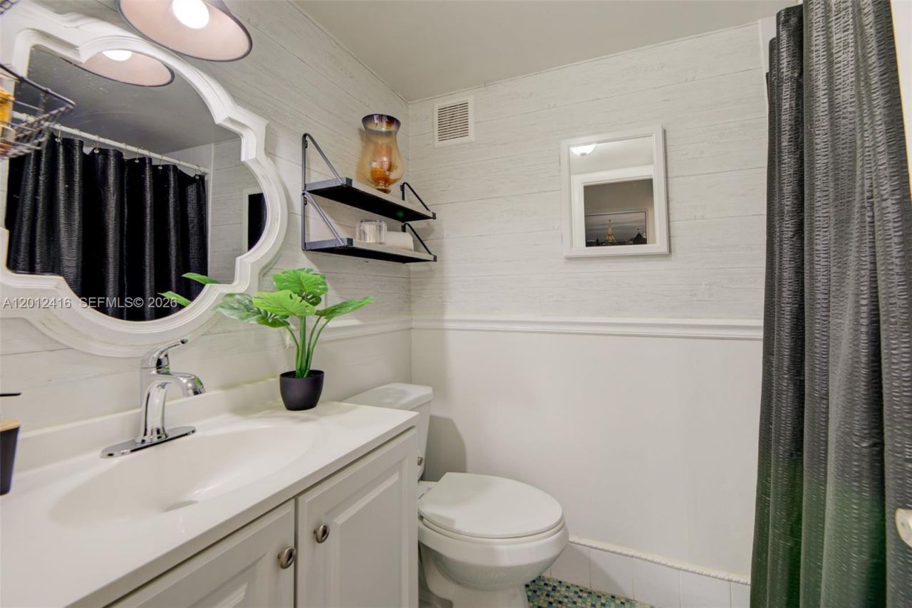 3149 Riverside Dr , Unit B-202, Coral Springs, FL 33065 Photo
