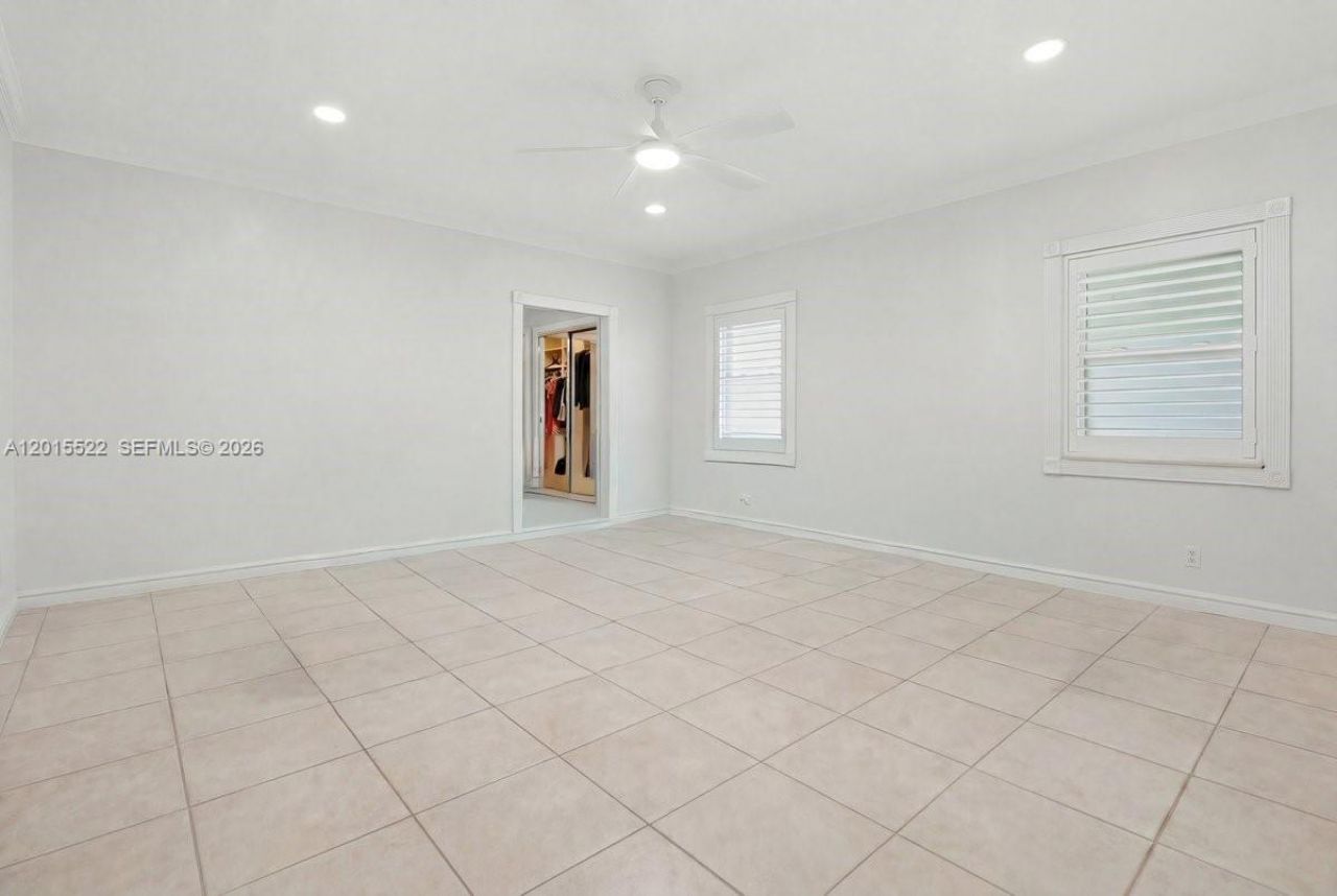 16530 Lake Tree Dr , Unit 16530, Weston, FL 33326 Photo