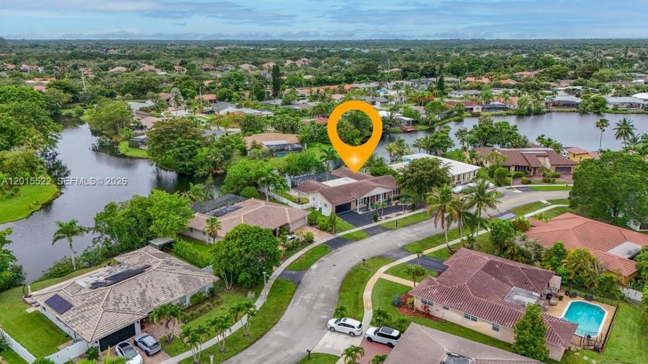 16530 Lake Tree Dr , Unit 16530, Weston, FL 33326 Photo