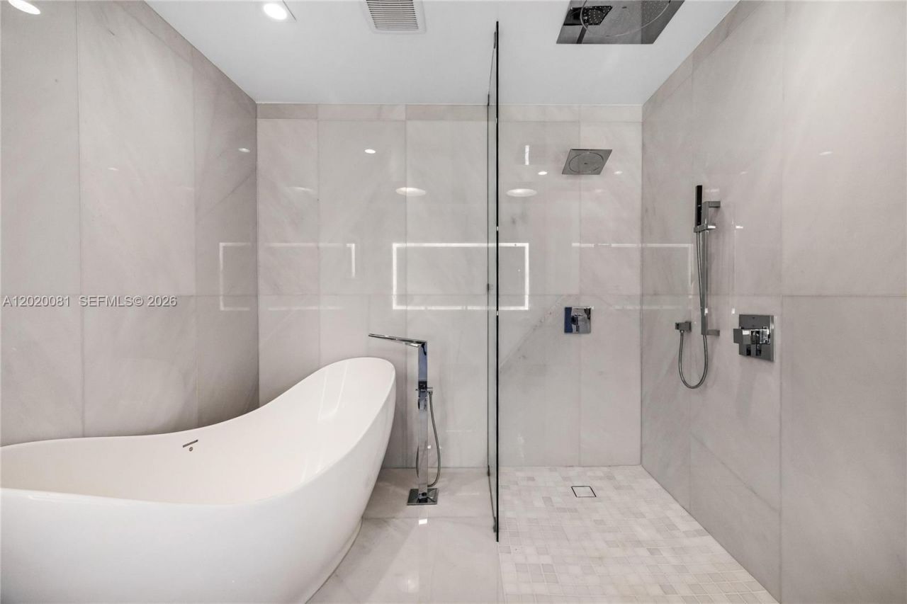 330 Sunny Isles Blvd , Unit 5-506, Sunny Isles Beach, FL 33160 Photo