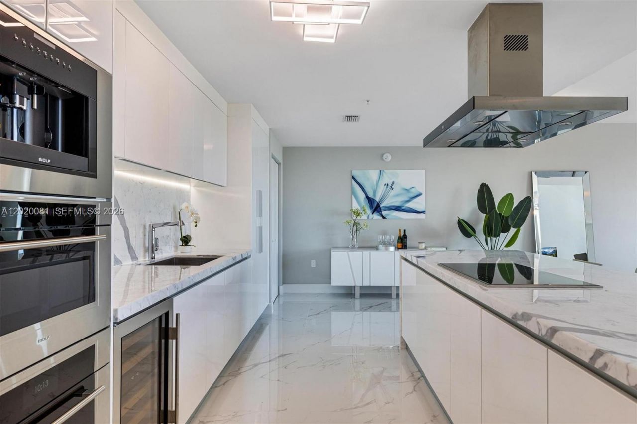 330 Sunny Isles Blvd , Unit 5-506, Sunny Isles Beach, FL 33160 Photo