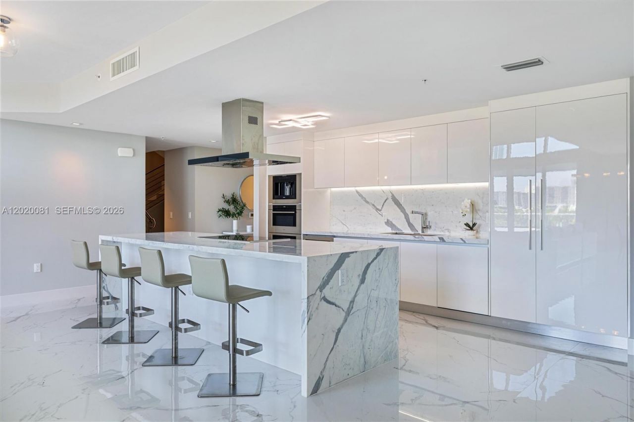 330 Sunny Isles Blvd , Unit 5-506, Sunny Isles Beach, FL 33160 Photo