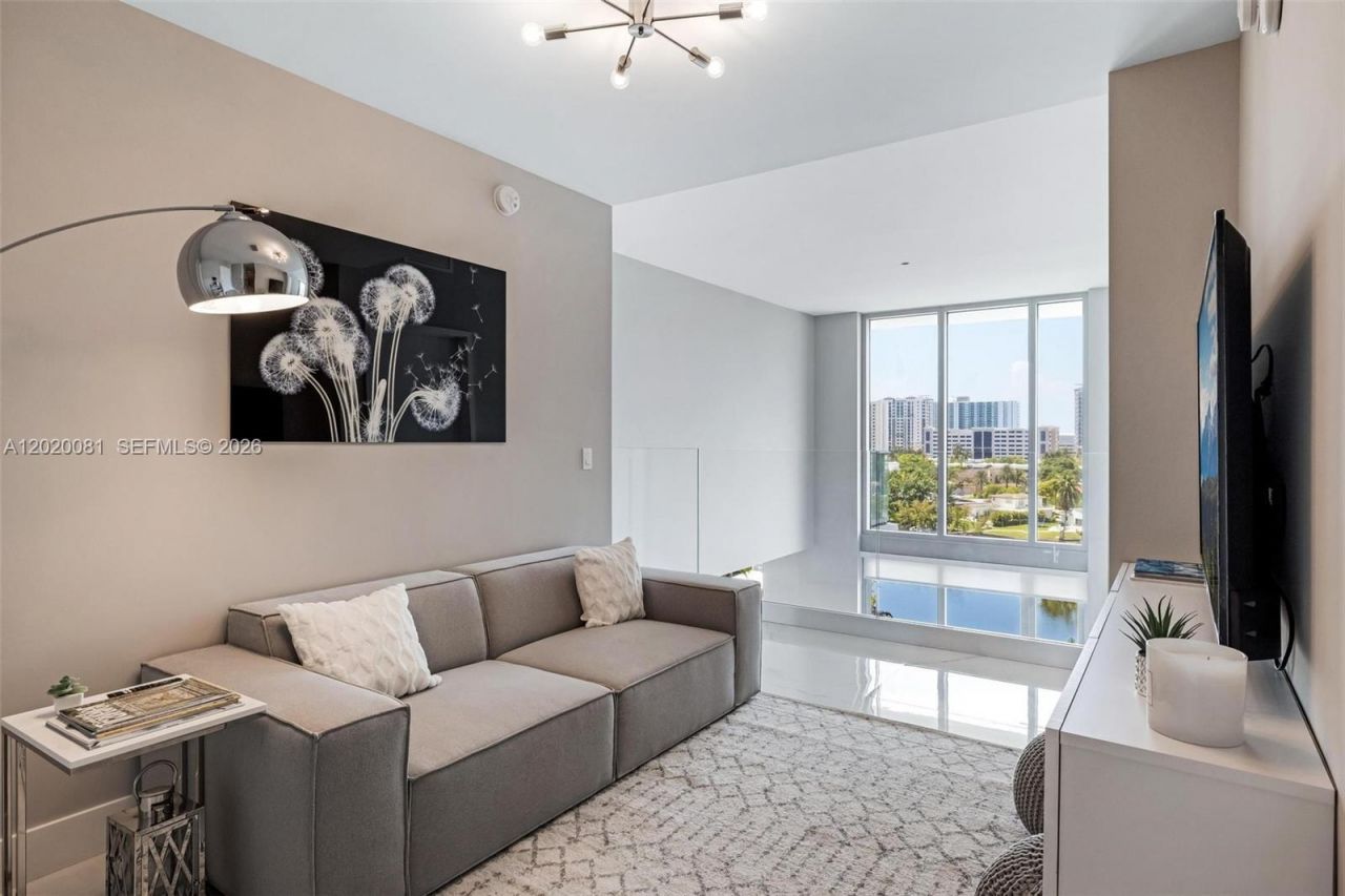 330 Sunny Isles Blvd , Unit 5-506, Sunny Isles Beach, FL 33160 Photo