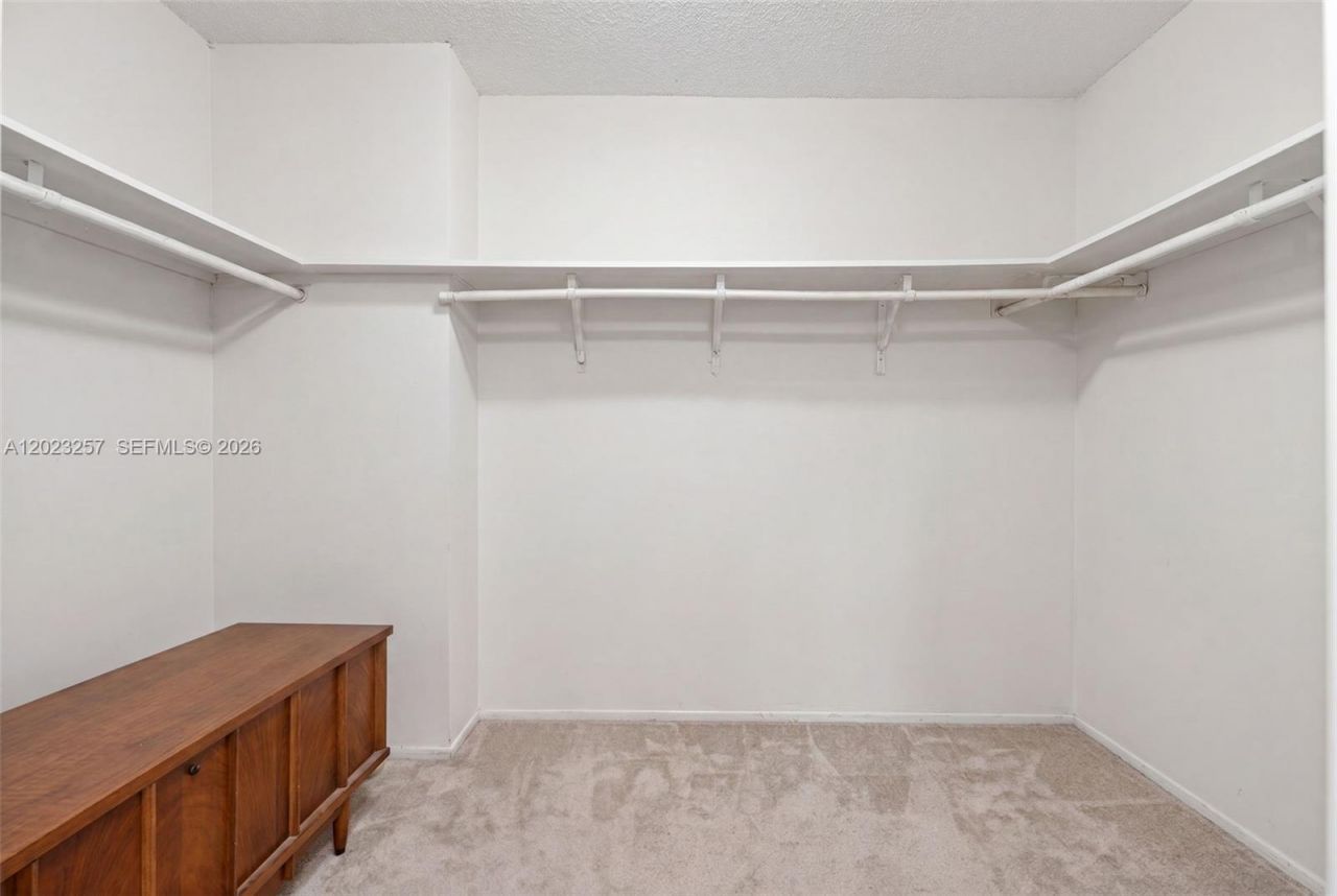 6770 Indian Creek Dr , Unit 5D, Miami Beach, FL 33141 Photo