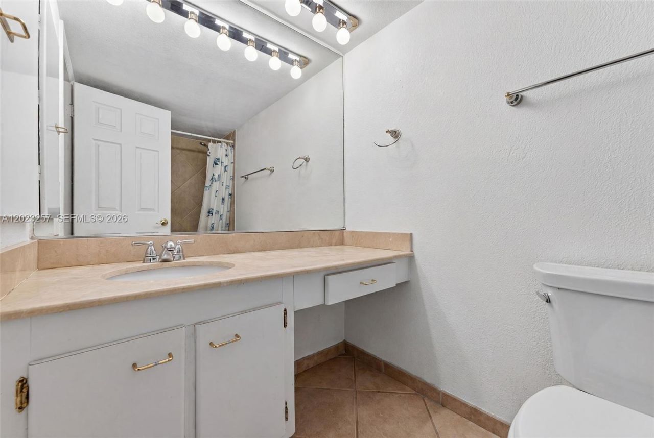 6770 Indian Creek Dr , Unit 5D, Miami Beach, FL 33141 Photo