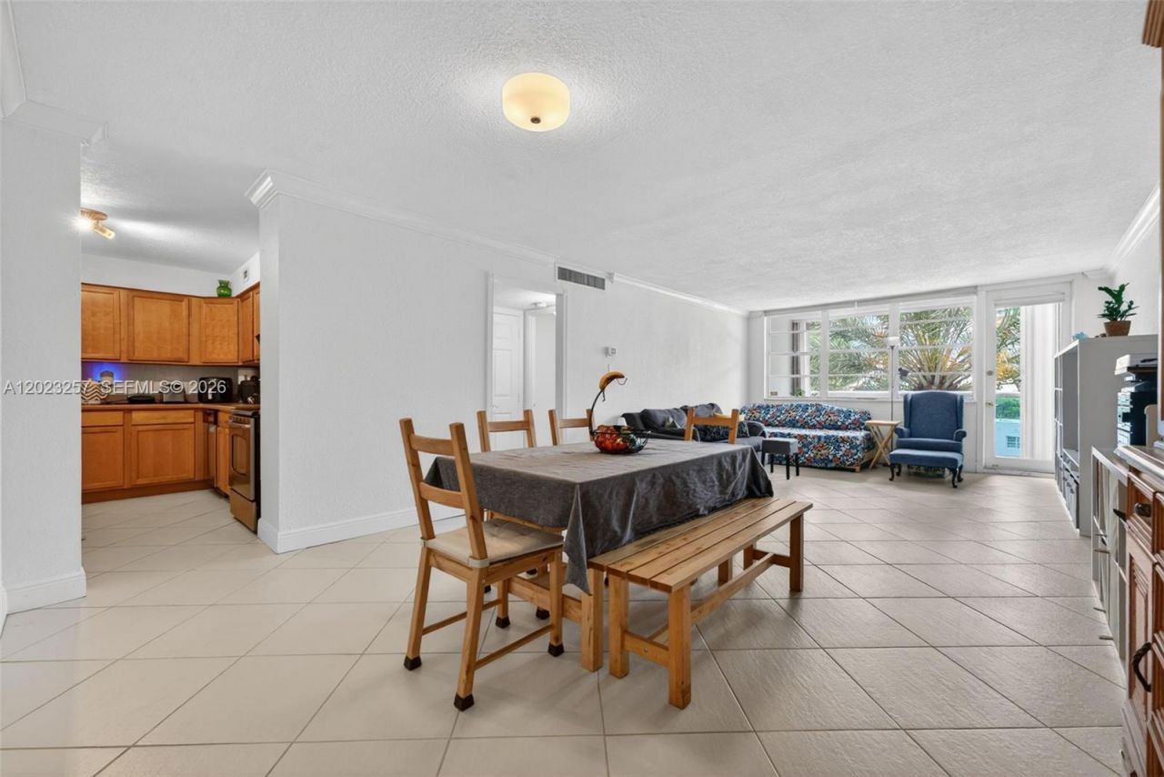 6770 Indian Creek Dr , Unit 5D, Miami Beach, FL 33141 Photo