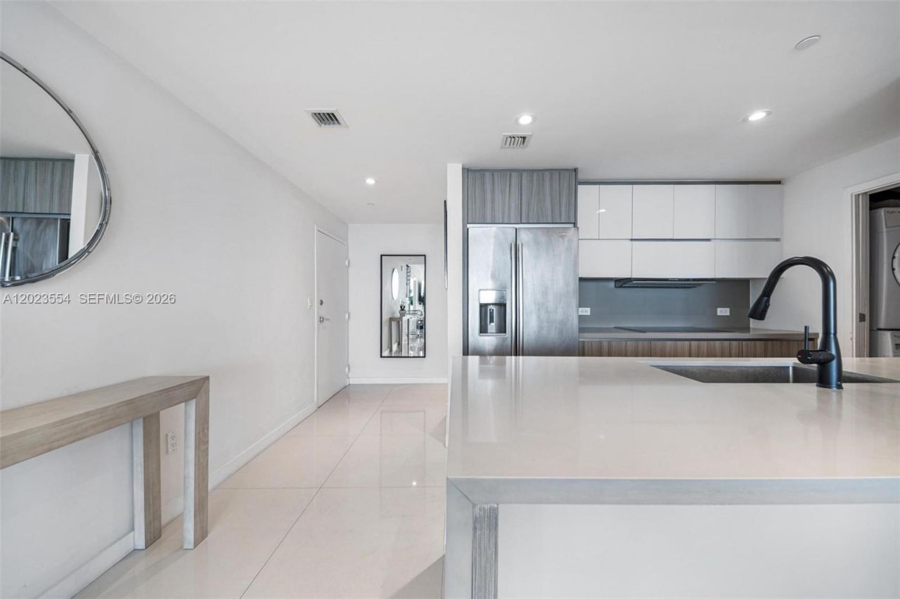 600 NE 27th St , Unit 1104, Miami, FL 33137 Photo