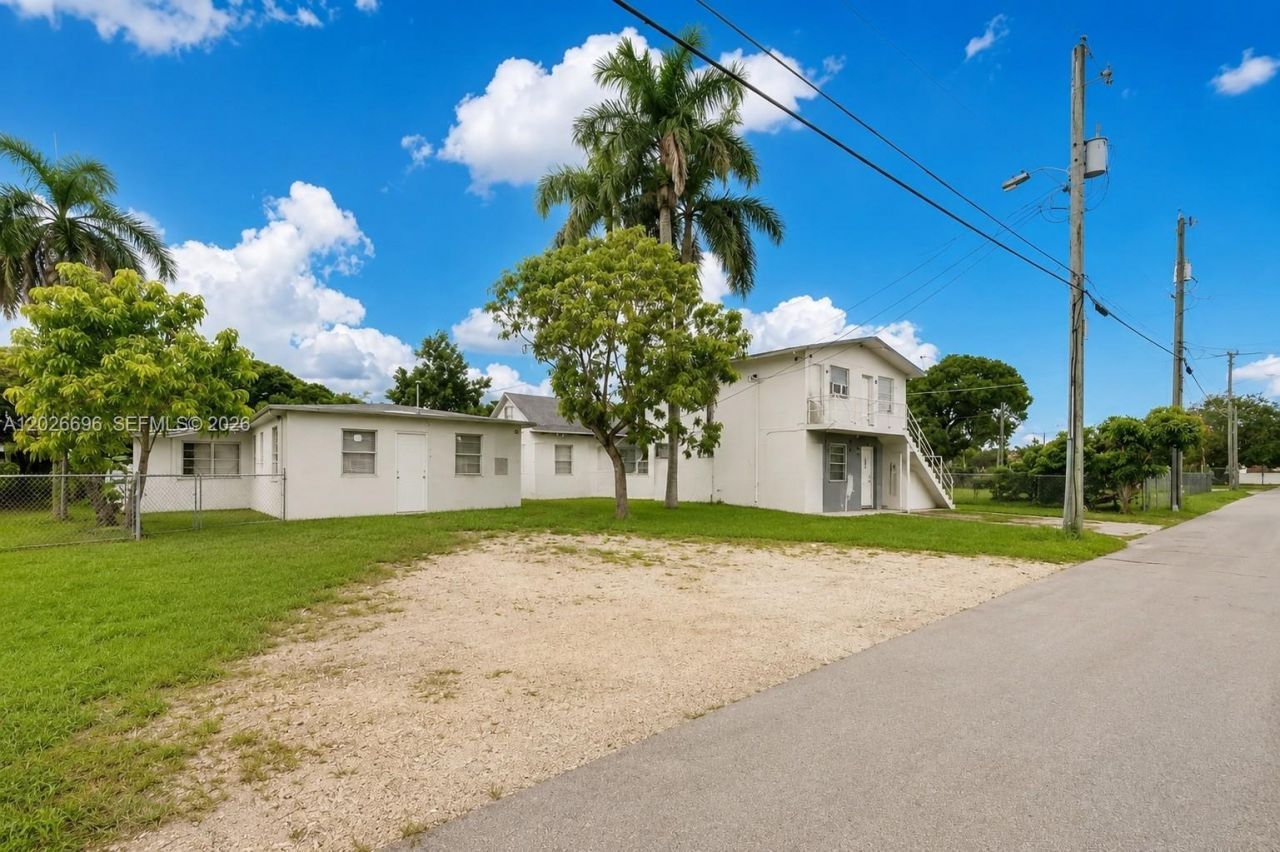 69 NW 5th St , Homestead, FL 33030 Photo