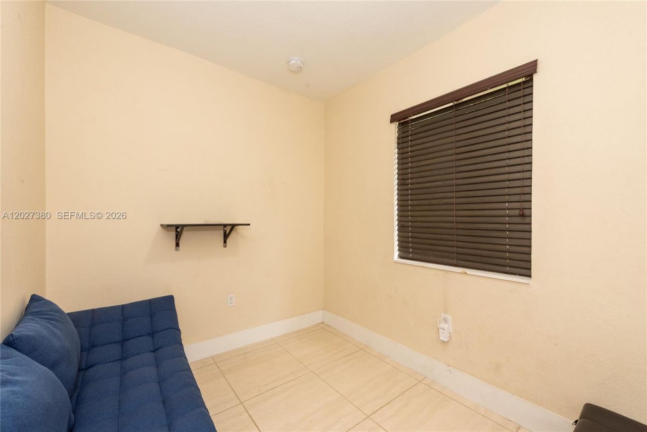 12741 Wood St, Miami, FL 33167 Photo