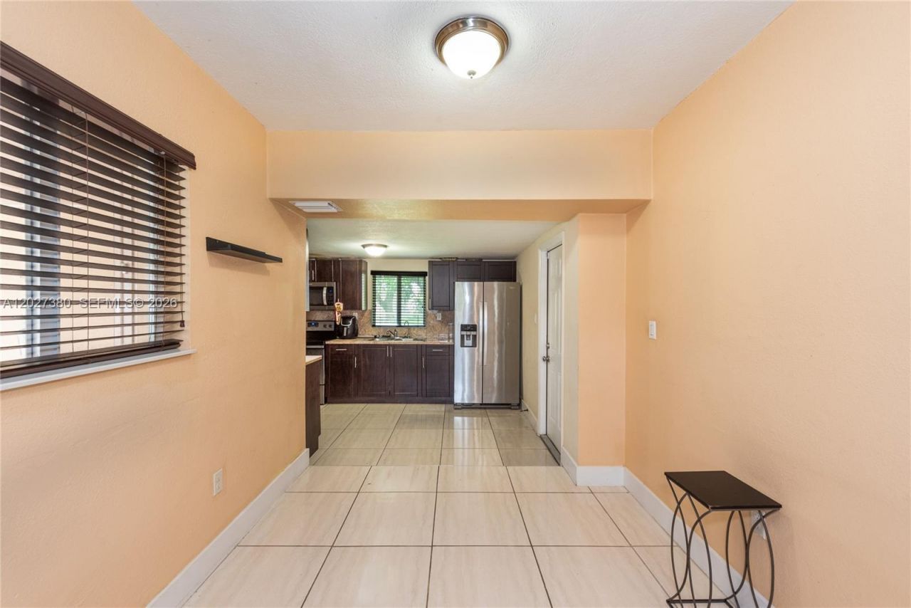 12741 Wood St, Miami, FL 33167 Photo