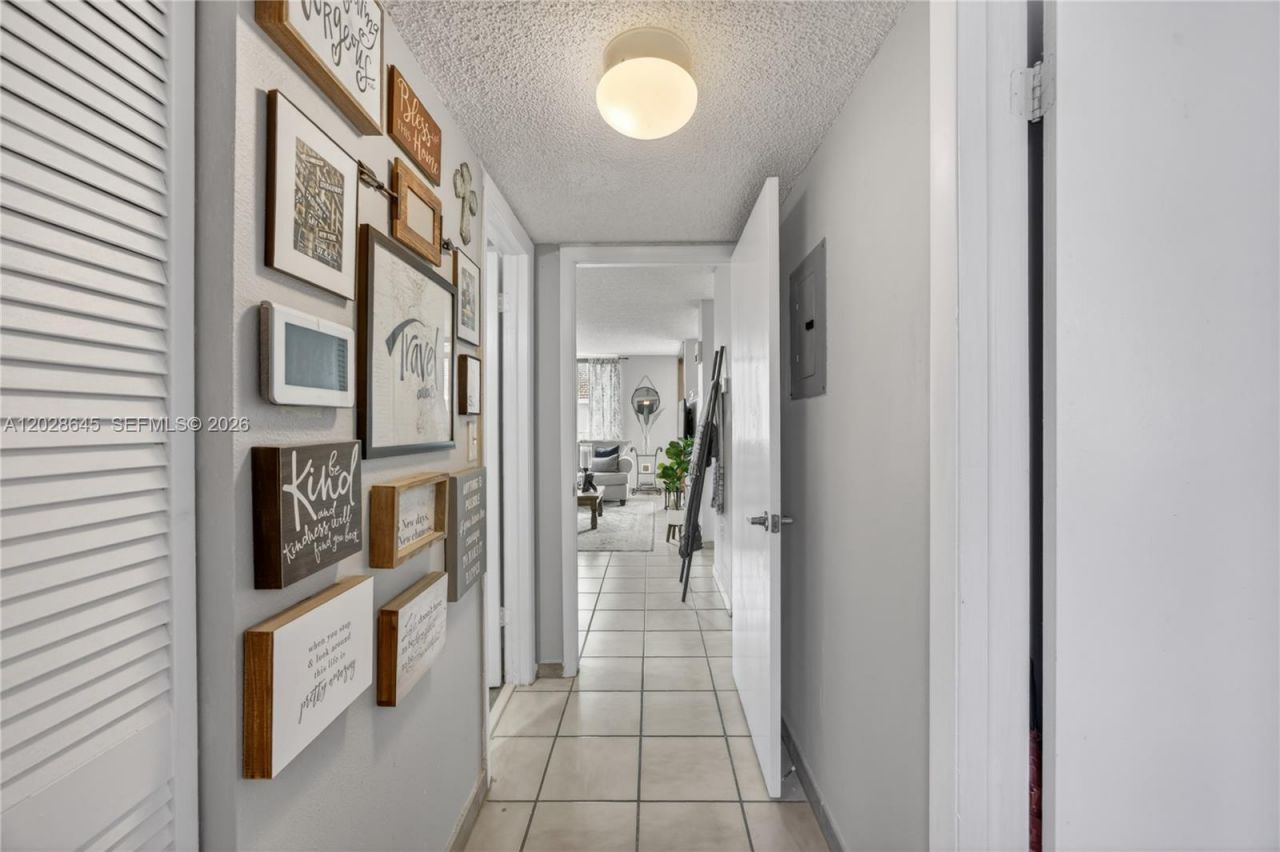 6745 SW 132nd Ave , Unit 204, Miami, FL 33183 Photo