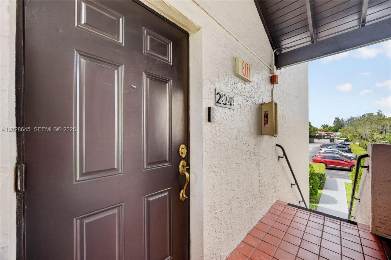 6745 SW 132nd Ave , Unit 204, Miami, FL 33183 Photo