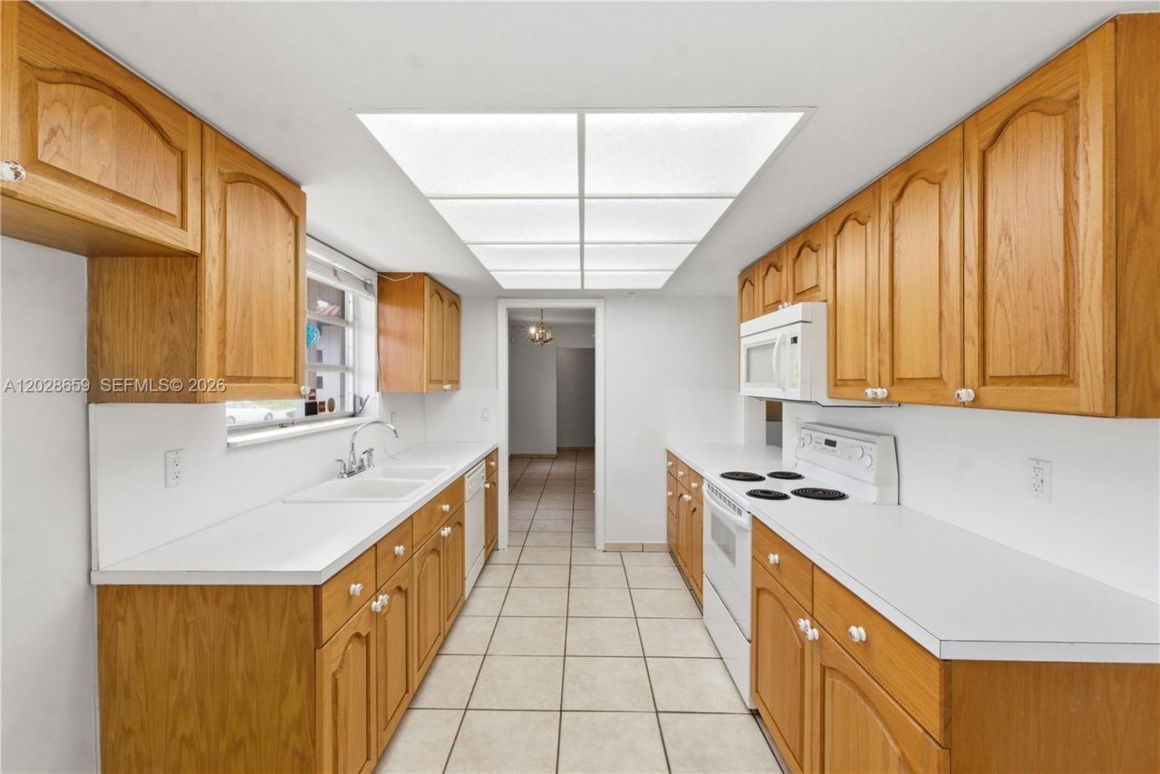 2210 N 52nd Ave , Hollywood, FL 33021 Photo