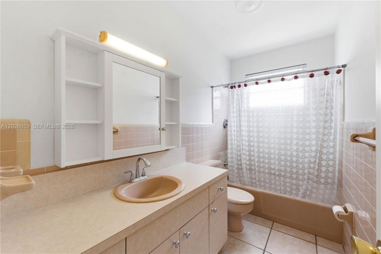 2210 N 52nd Ave , Hollywood, FL 33021 Photo