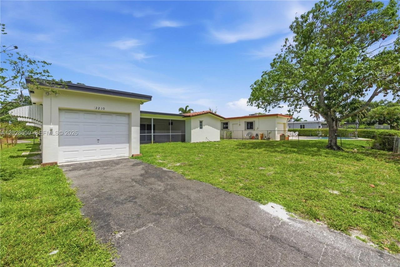 2210 N 52nd Ave , Hollywood, FL 33021 Photo