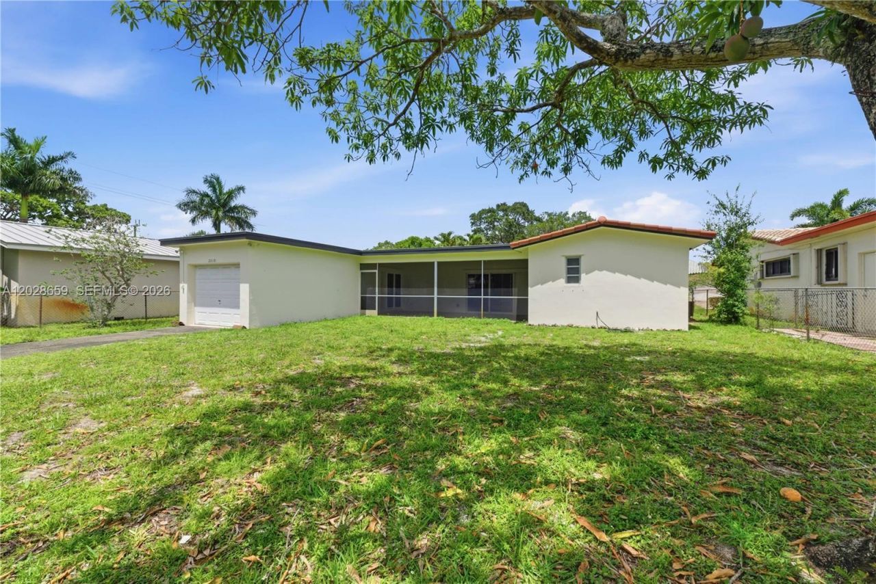 2210 N 52nd Ave , Hollywood, FL 33021 Photo