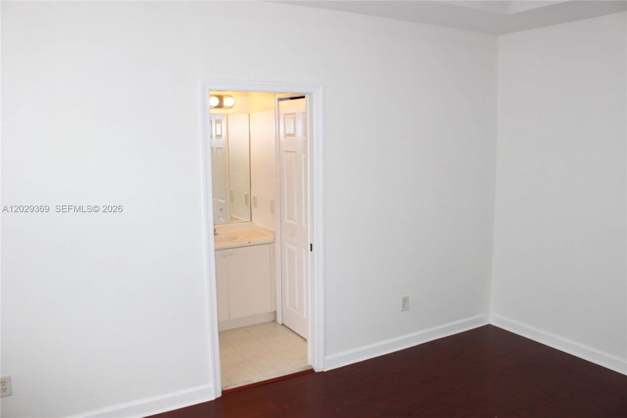 4284 SW 157th Ave , Unit 127, Miramar, FL 33027 Photo