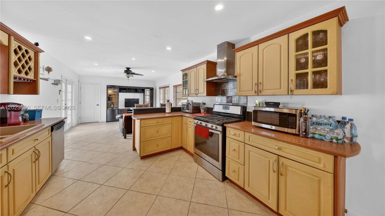 9605 SW 187th St , Cutler Bay, FL 33157 Photo