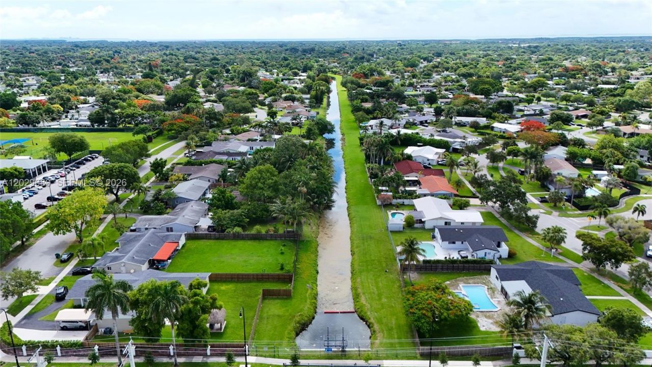 9605 SW 187th St , Cutler Bay, FL 33157 Photo