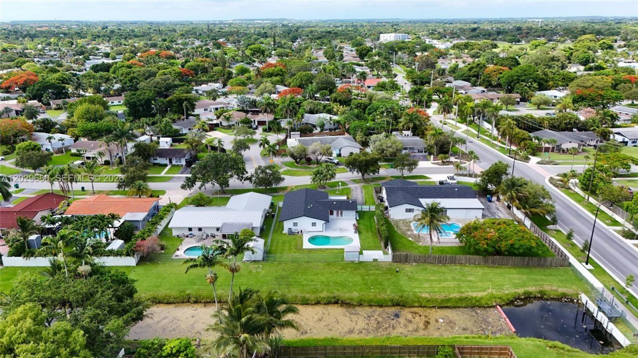 9605 SW 187th St , Cutler Bay, FL 33157 Photo