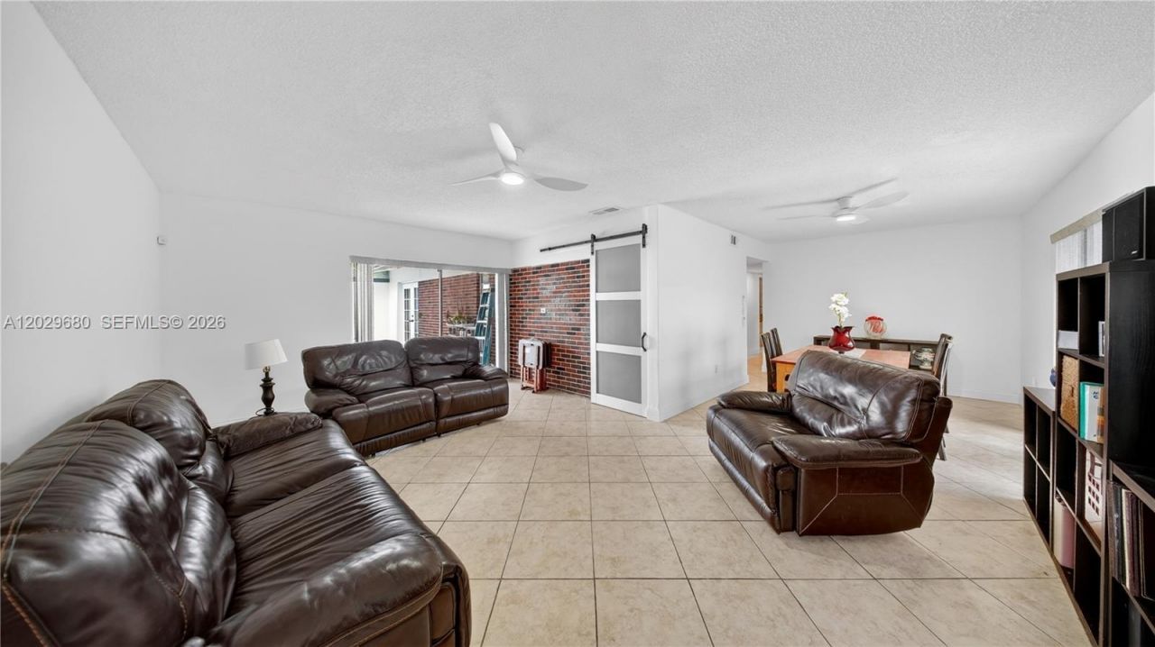 9605 SW 187th St , Cutler Bay, FL 33157 Photo
