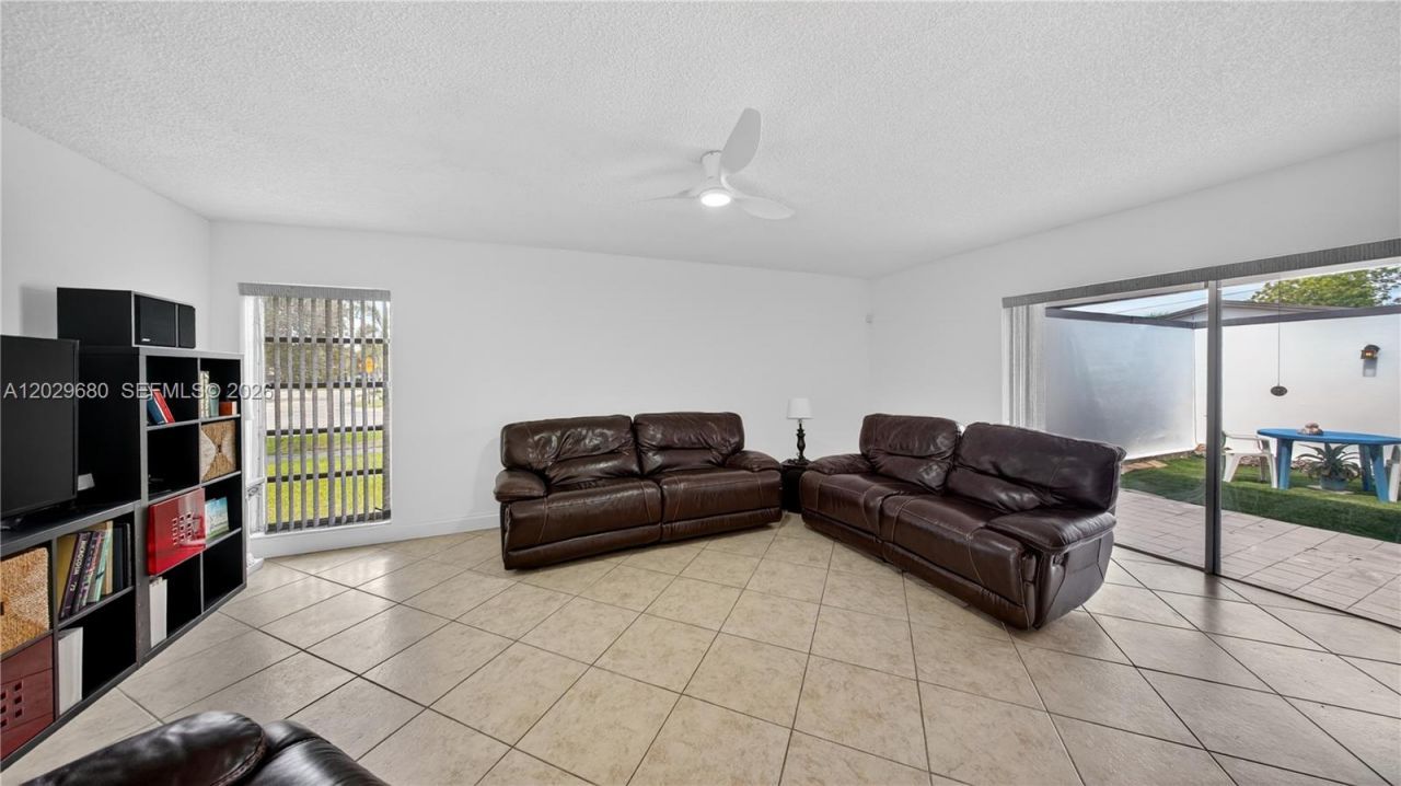 9605 SW 187th St , Cutler Bay, FL 33157 Photo
