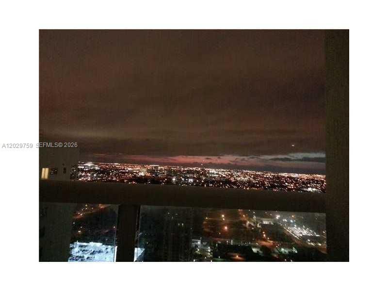 1800 N Bayshore Dr, Unit 3904, Miami, FL 33132 Photo