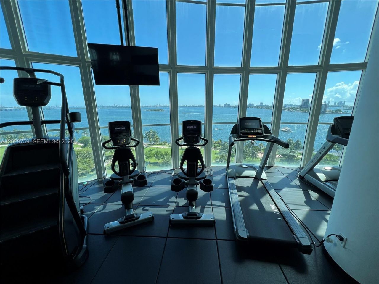 1800 N Bayshore Dr, Unit 3904, Miami, FL 33132 Photo