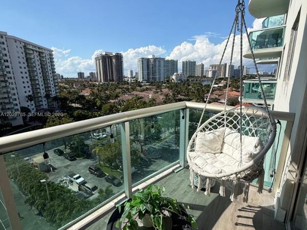 19370 Collins Ave, Unit 912, Sunny Isles Beach, FL 33160
