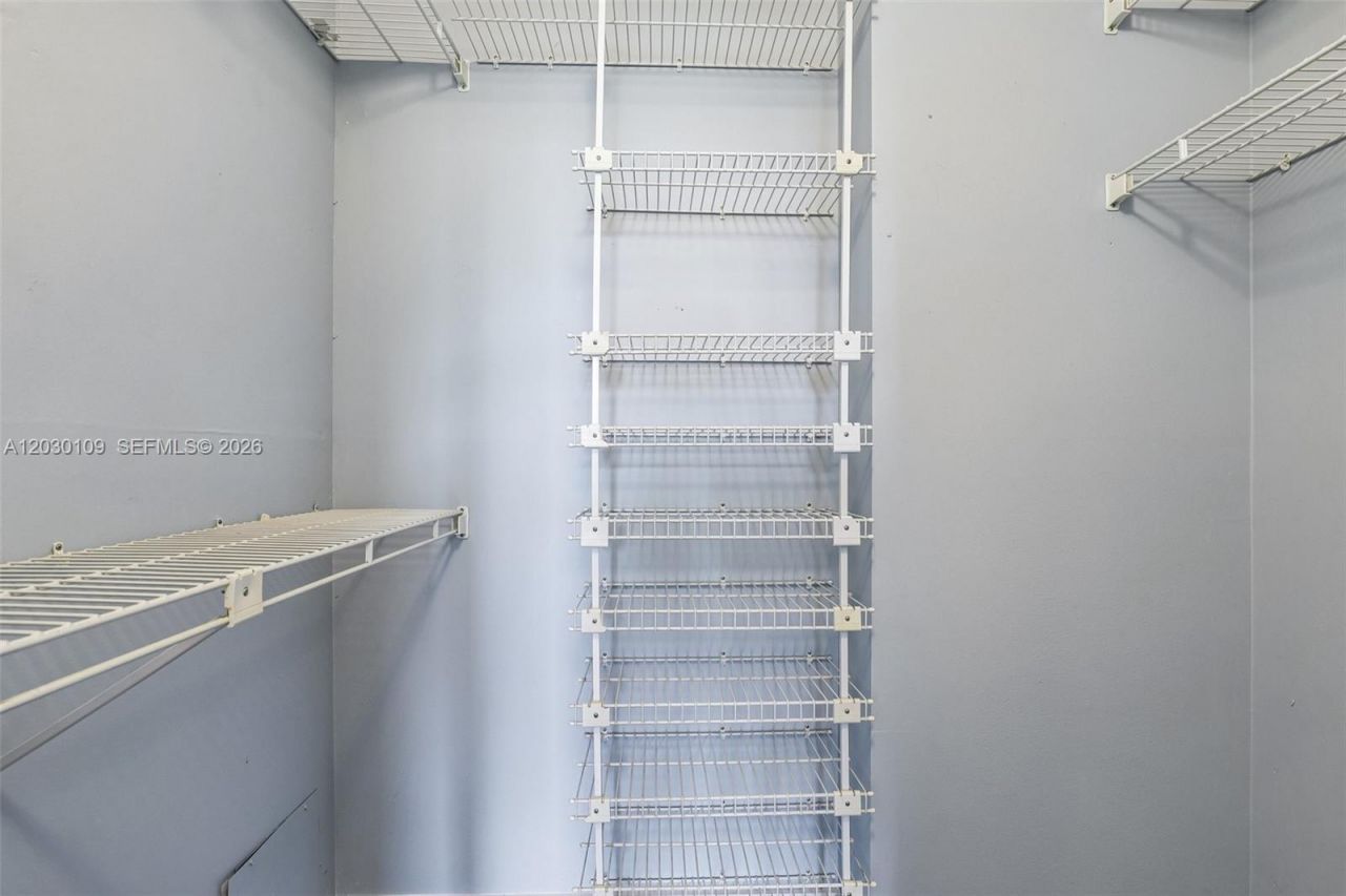 100 NW 76th Ave, Unit 108-2, Plantation, FL 33324 Photo