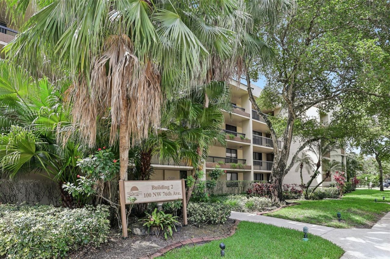 100 NW 76th Ave, Unit 108-2, Plantation, FL 33324 Photo